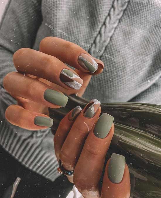 Матовые зеленые ногти с блестками