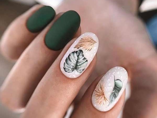 Ультрамодные ногти с листьями