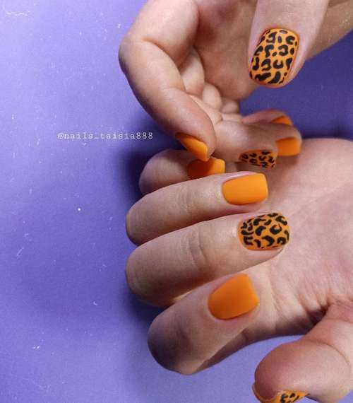 Леопард оранжевый ногти