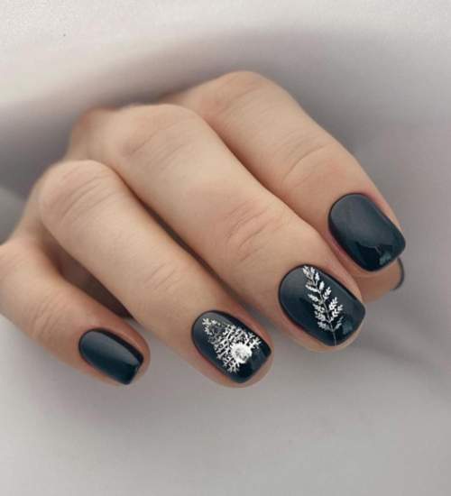 Черно-серебряный дизайн ногтей
