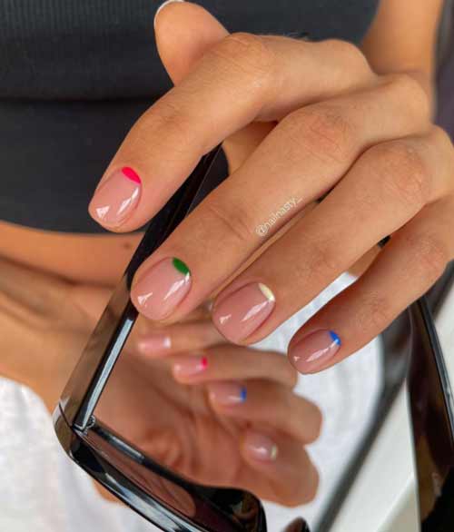 Обратный разноцветный дизайн ногтей