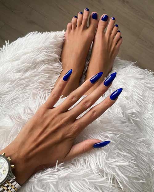 Синие острые ногти