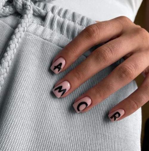 Дизайн с буквами ногти маникюр