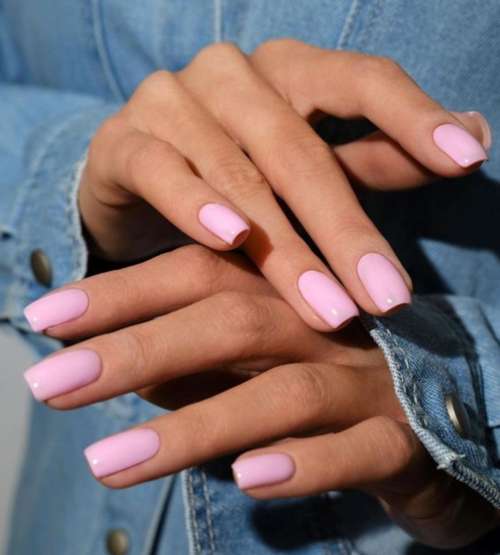 Нежно-розовые ногти 