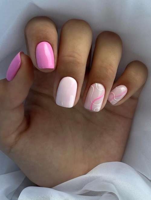 Нежно-розовый маникюр в зависимости от формы ногтей