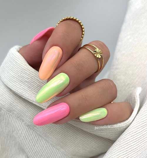 Разноцветные ногти в весенних тонах
